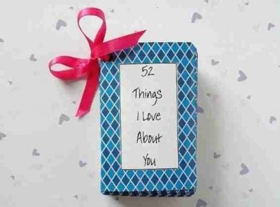 photo present ideas small book made of playing cards