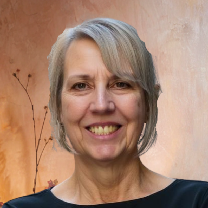 a smiling mature woman